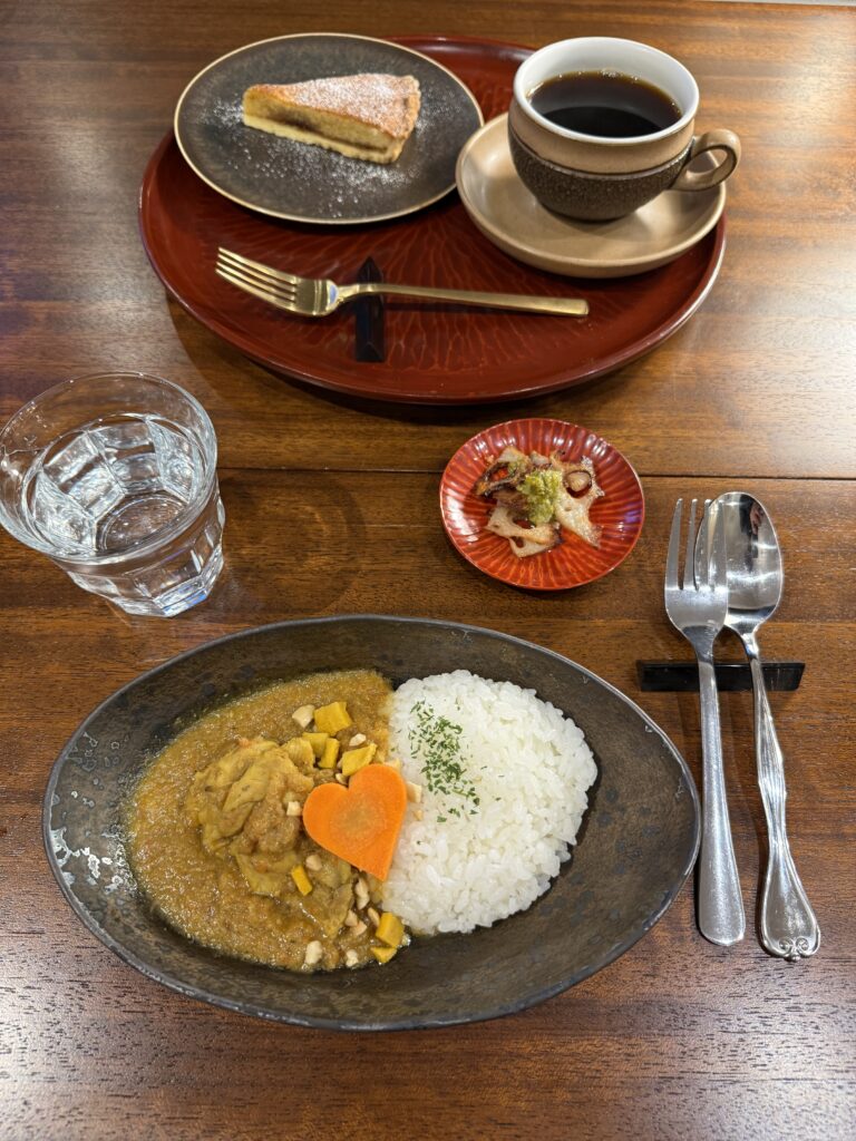 カフェマドローム